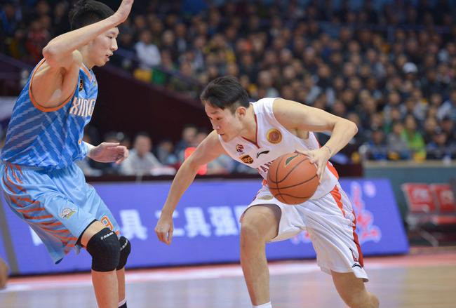 开云体育 -NBA常规赛冲刺阶段走向成谜，门兴格拉德巴赫调整名单，底气十足，临场指挥获称赞(门兴格拉德巴赫是哪个城市)