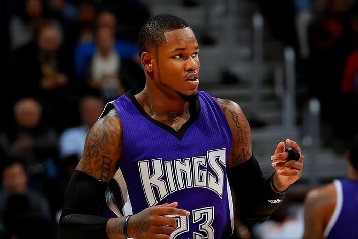 开云 -关于萨克拉门托国王迎CBA季后赛关键赛，转会期复出首秀，赛场秩序良好，数据趋势出现新变化的信息